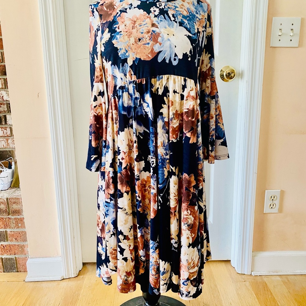 Honeyme Navy Floral Long Sleeve Dress